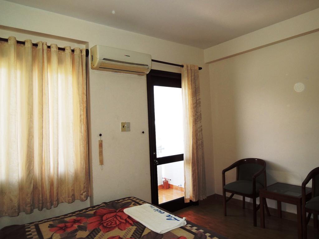 Lavie Hotel Nha Trang Ruang foto